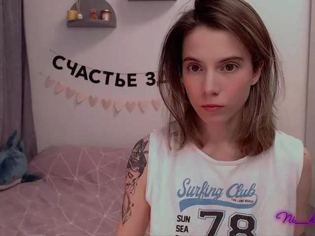 -naomisweet- on BongaCams