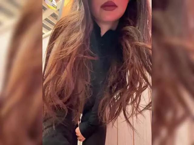 Alliina-leee on BongaCams 