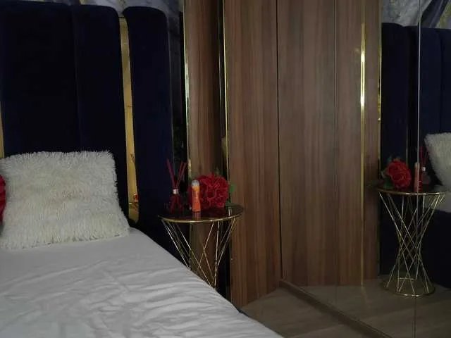 AmeelliaRose's avatar