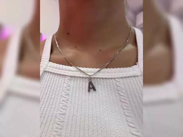 AmyBunnyy on BongaCams 
