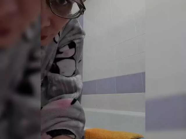 analiMilana on BongaCams 