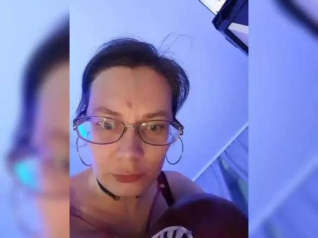 analiMilana on BongaCams 