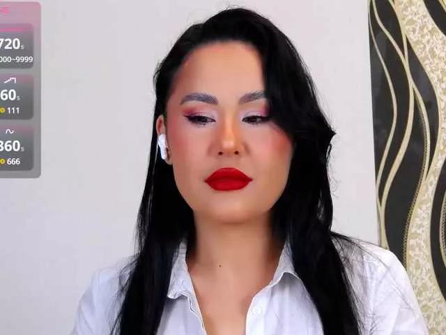 Blueberry111 on BongaCams