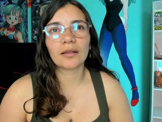 bulma-hot- on BongaCams