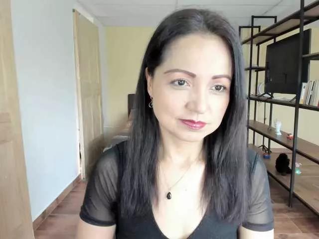 Carlin1511 on BongaCams 