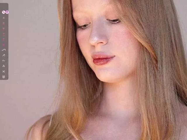 CuteShine on BongaCams