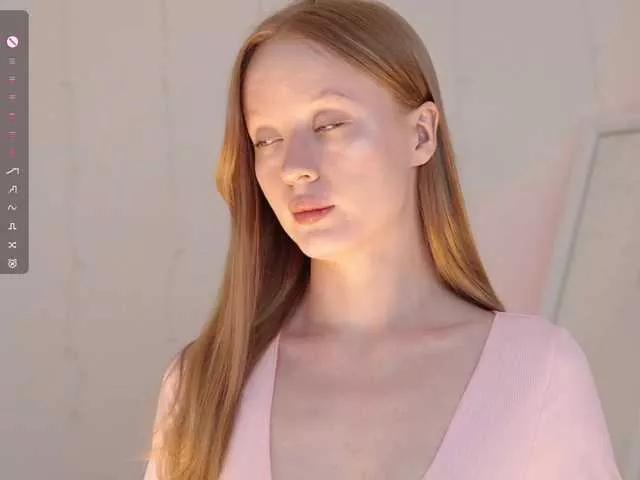 CuteShine on BongaCams