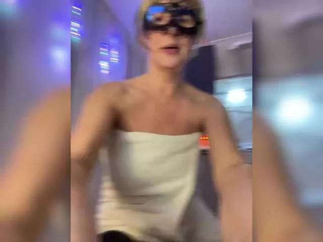 Freechat Desirable3 on BongaCams