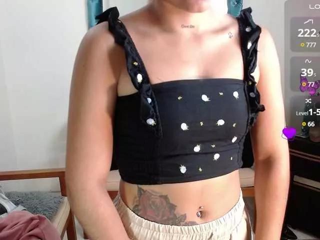 DestinyHills on BongaCams 