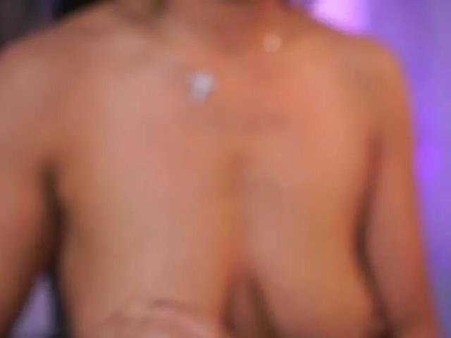 DolceTentacion on BongaCams 