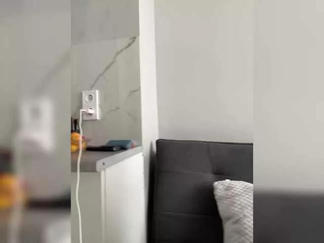 Gummy-Bears on BongaCams 