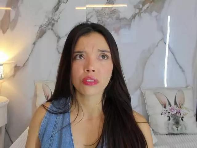 hannahill69 on BongaCams 