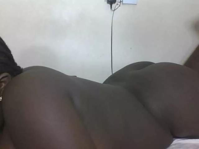 Hotybobbies on BongaCams 
