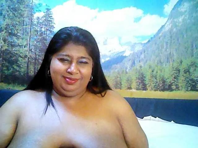 indianhoney on BongaCams 