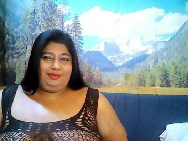indianhoney on BongaCams 