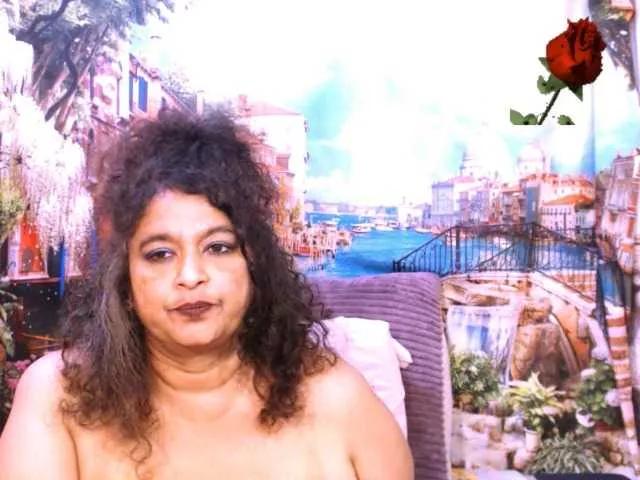 indianstar75 on BongaCams 
