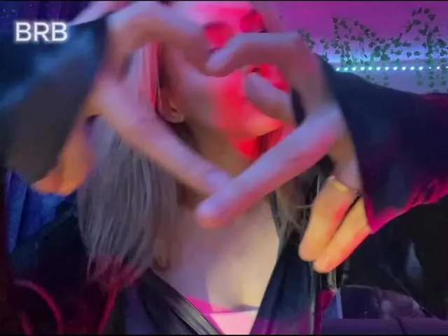 LollyGirlMoon on BongaCams