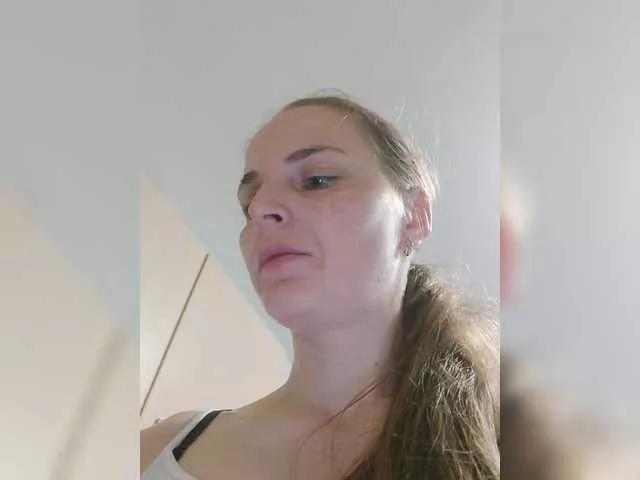 Lulu-Erotica on BongaCams 
