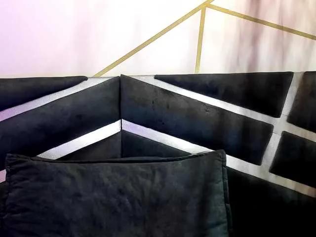 Freechat maddy-jacksonw on BongaCams