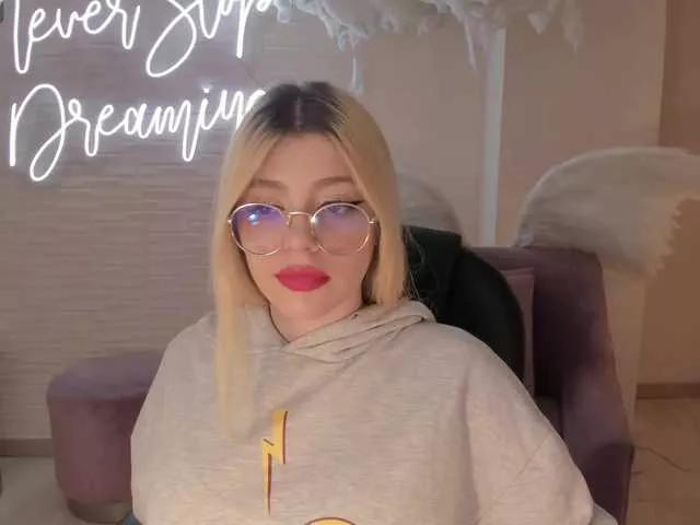 MadisonKane's avatar