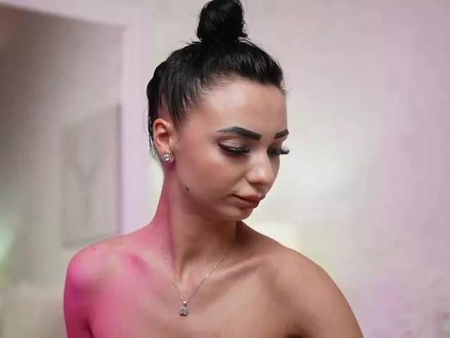 MaraJolie on BongaCams 