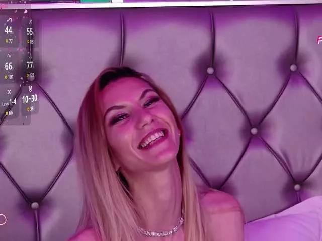 MayaHale on BongaCams 