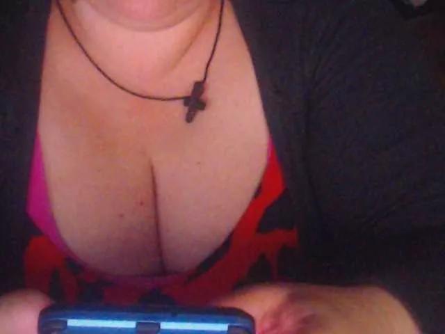 Freechat mayalove4u on BongaCams