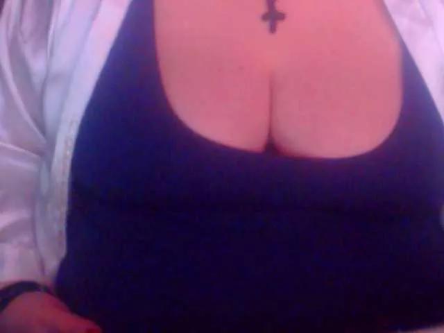 Freechat mayalove4u on BongaCams
