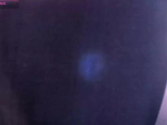 Midnightrose11 on BongaCams 