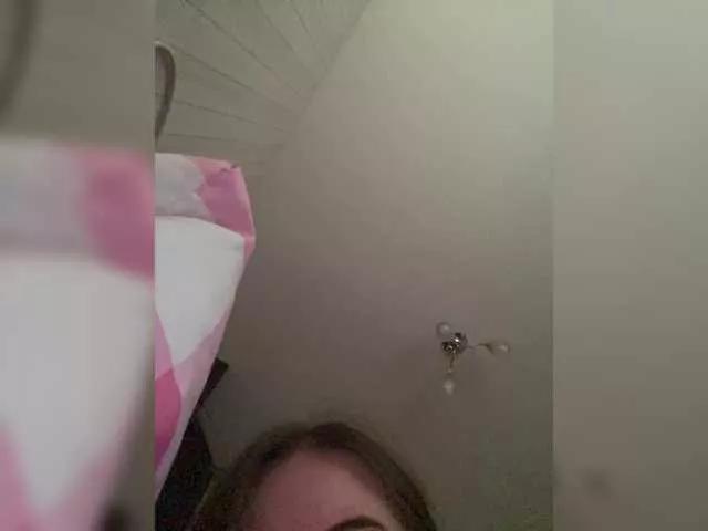 MishaLips on BongaCams