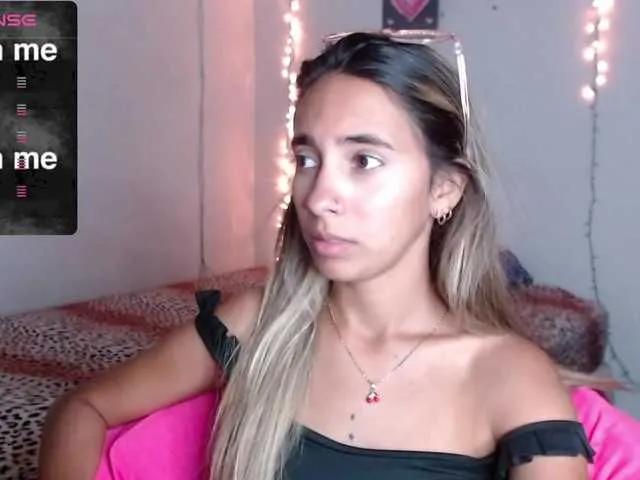 BongaCams Mitch-Wilson is Freechat Mitch-Wilson — I love voyerism, it's my greatest fetish and that's why I'm here, I will enjoy your company if you take the time to tell me that you like me, this room will get hot if you tell me your fetishes too...!!!