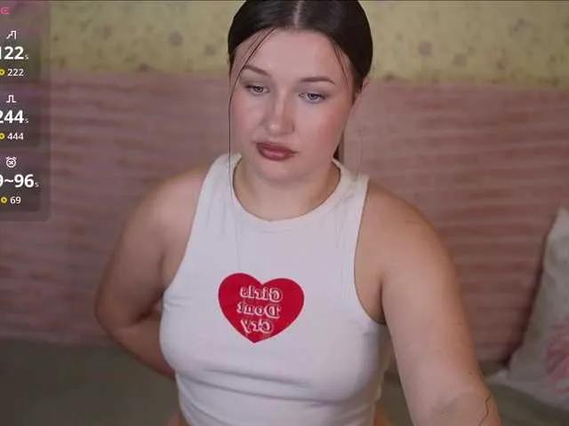 BongaCams OneLaya is Freechat OneLaya — kissing, tender touching, spanking