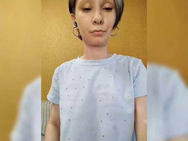 Freechat prettyKris on BongaCams