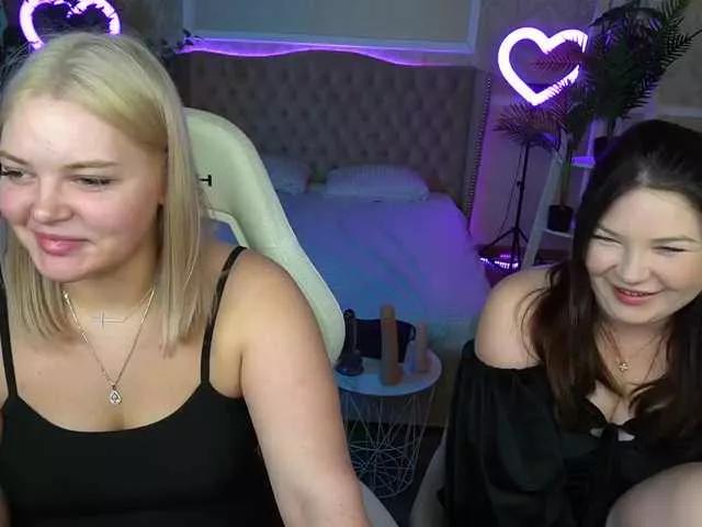 RosieMoons on BongaCams 