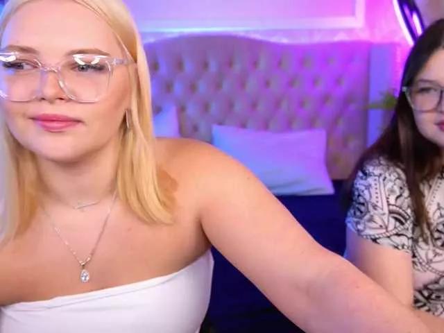 RosieMoons on BongaCams 