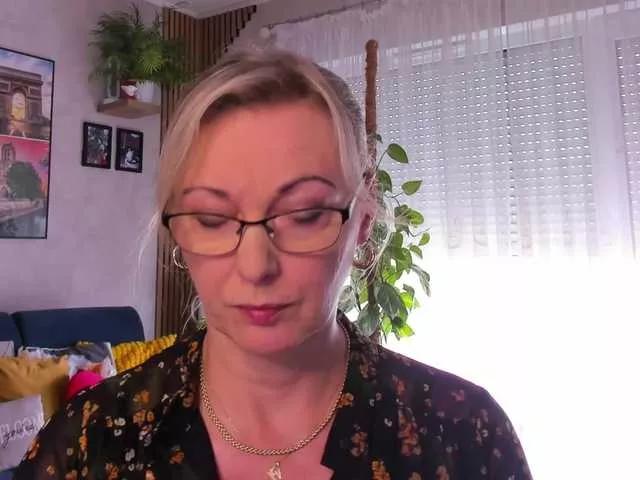 SoftVANESSA on BongaCams