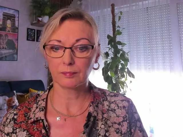 SoftVANESSA on BongaCams