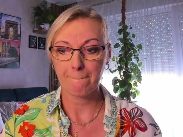 SoftVANESSA on BongaCams