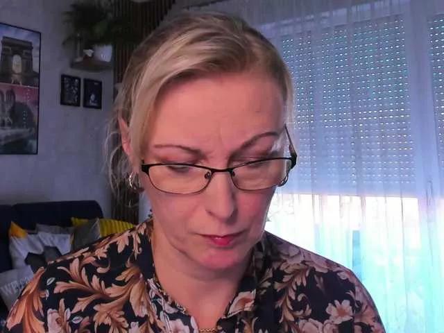 SoftVANESSA on BongaCams