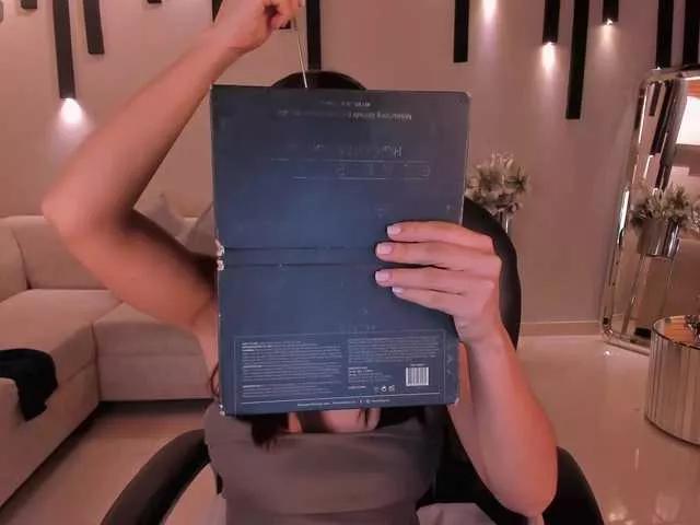 SussanElliot on BongaCams