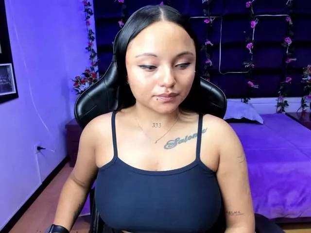 sweelanna on BongaCams 