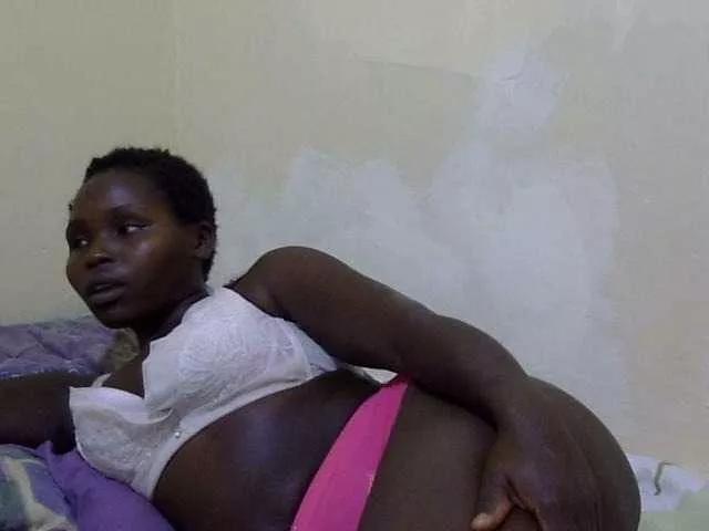 Sweetnanah on BongaCams 