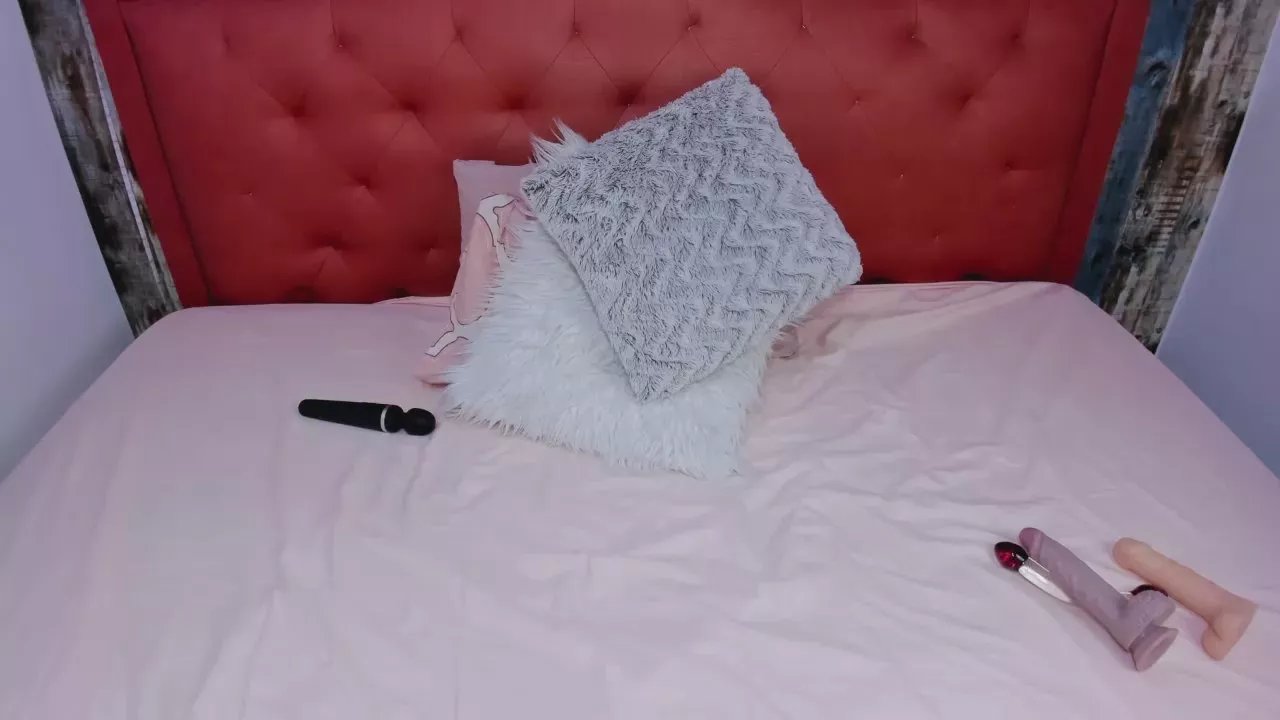 _olivia_love on Cam4