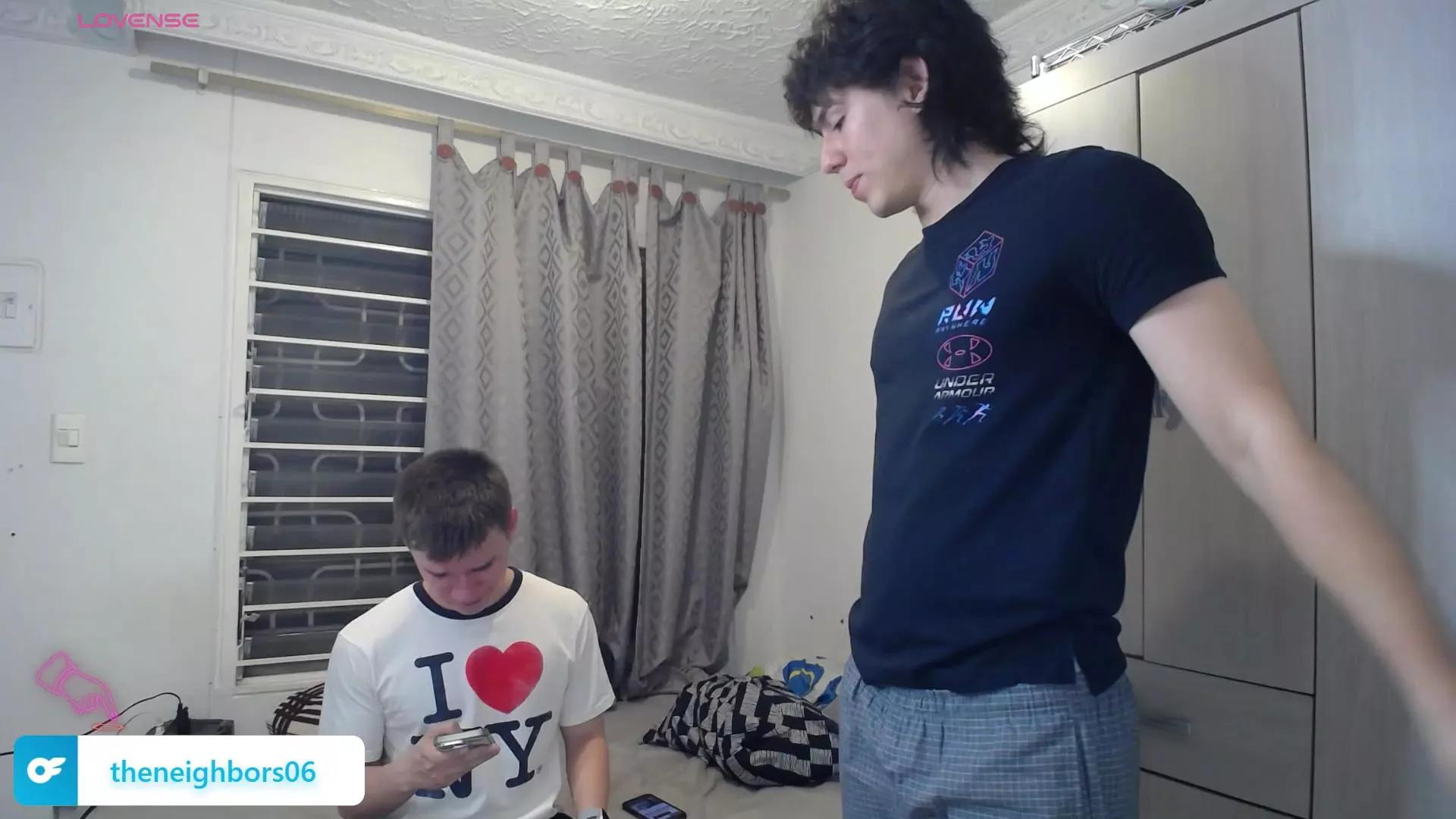 _the_neighbors on Cam4 