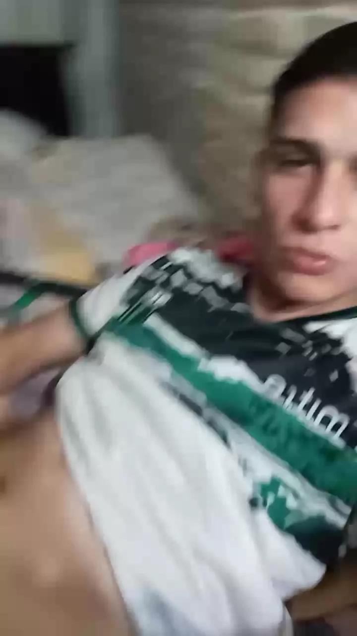 agustin512 on Cam4 