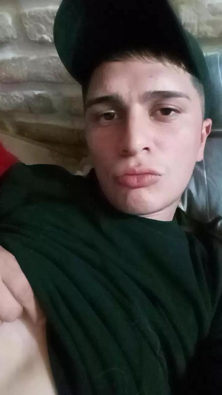 agustin512 on Cam4 