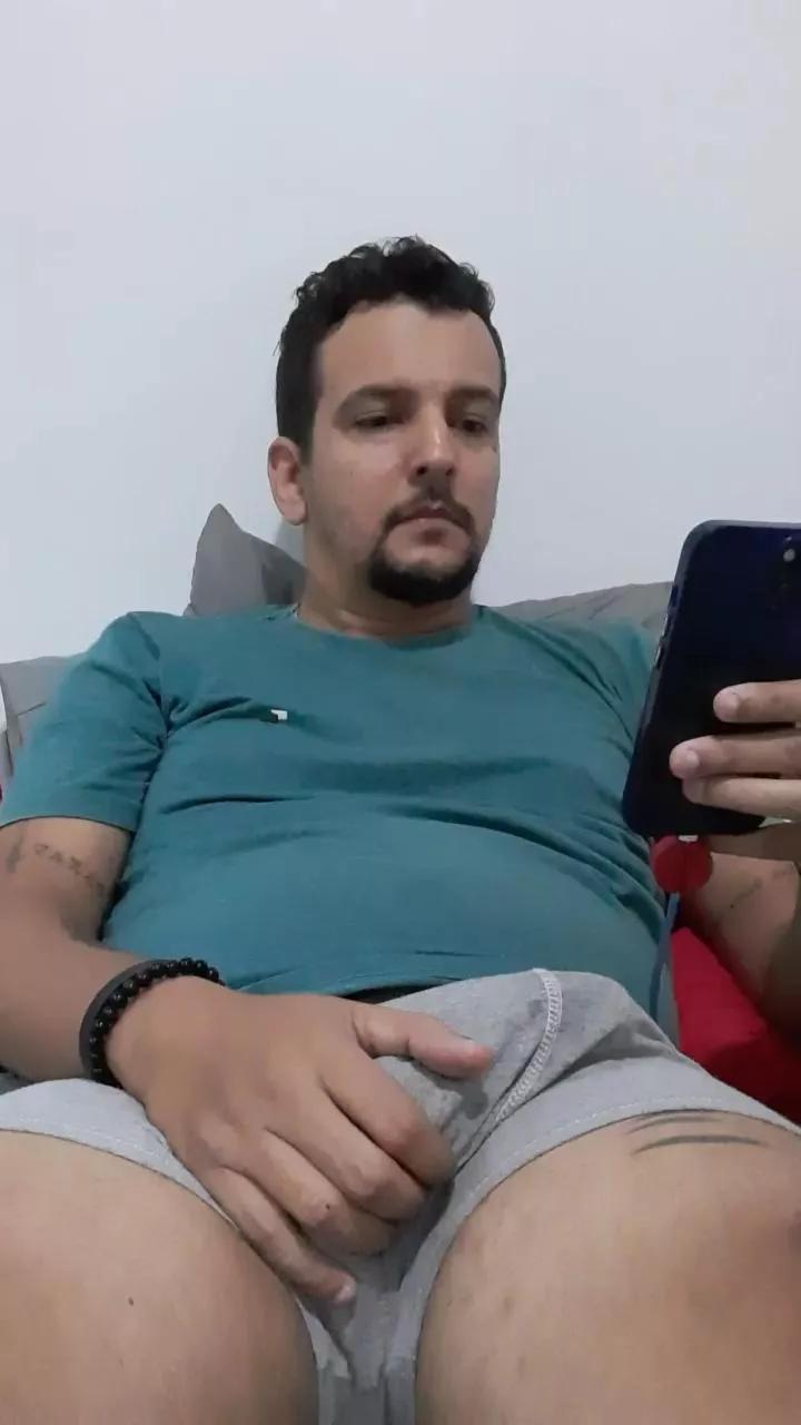 Alcatraz9090 on Cam4 