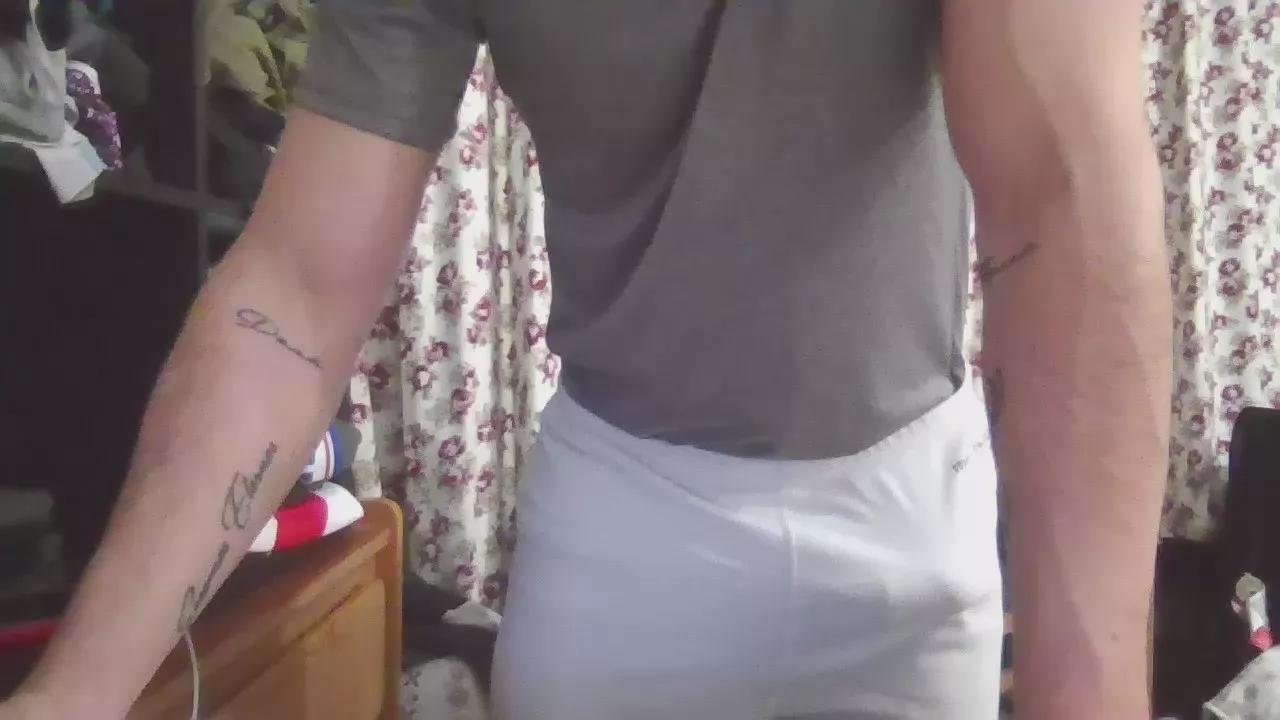 alederiver94 on Cam4 