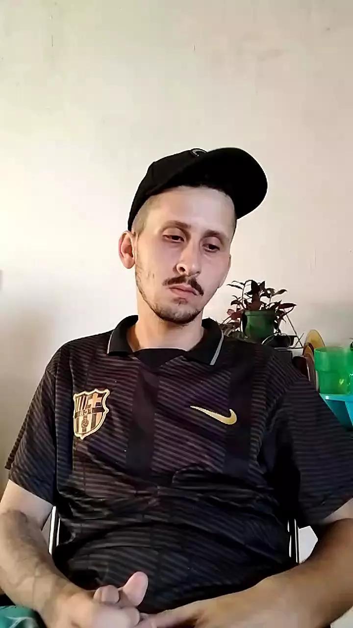Alemaoroludo2 on Cam4 