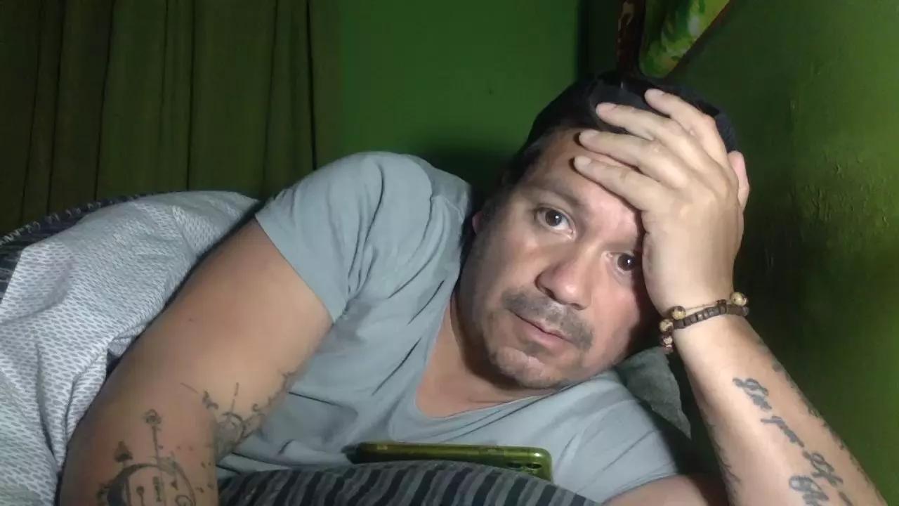 alexzavallam on Cam4 